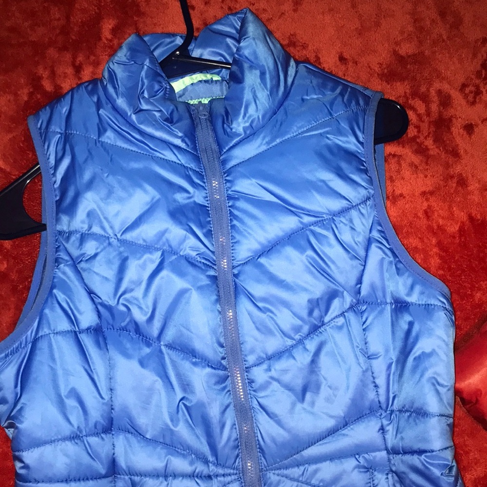 EVERYTHING MUST GO $5 VEST